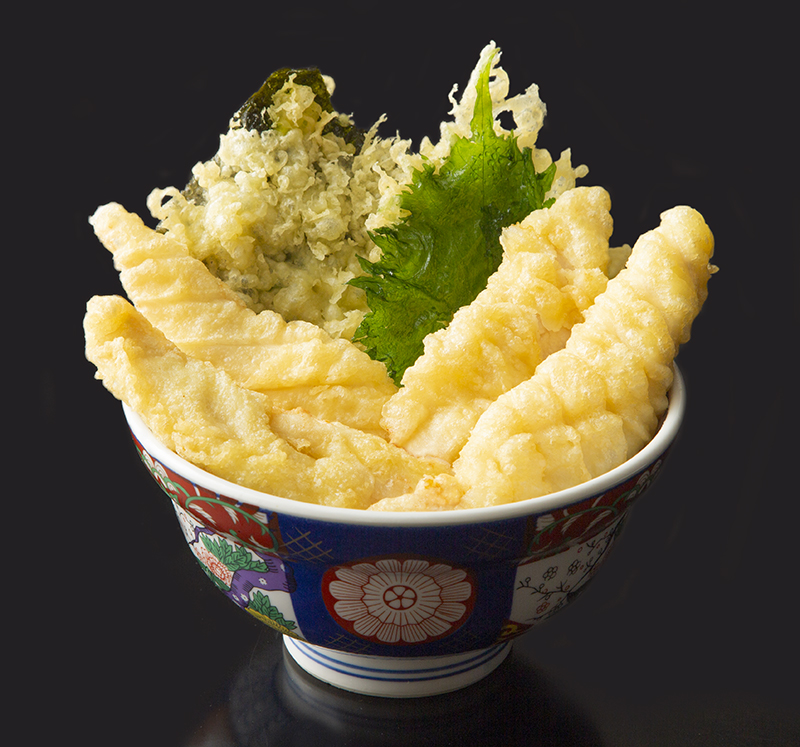 「鶏天丼」さらに美味しくリニューアルしました！