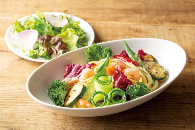 【NEW】小海老と夏野菜たっぷりのペペロンチーノ