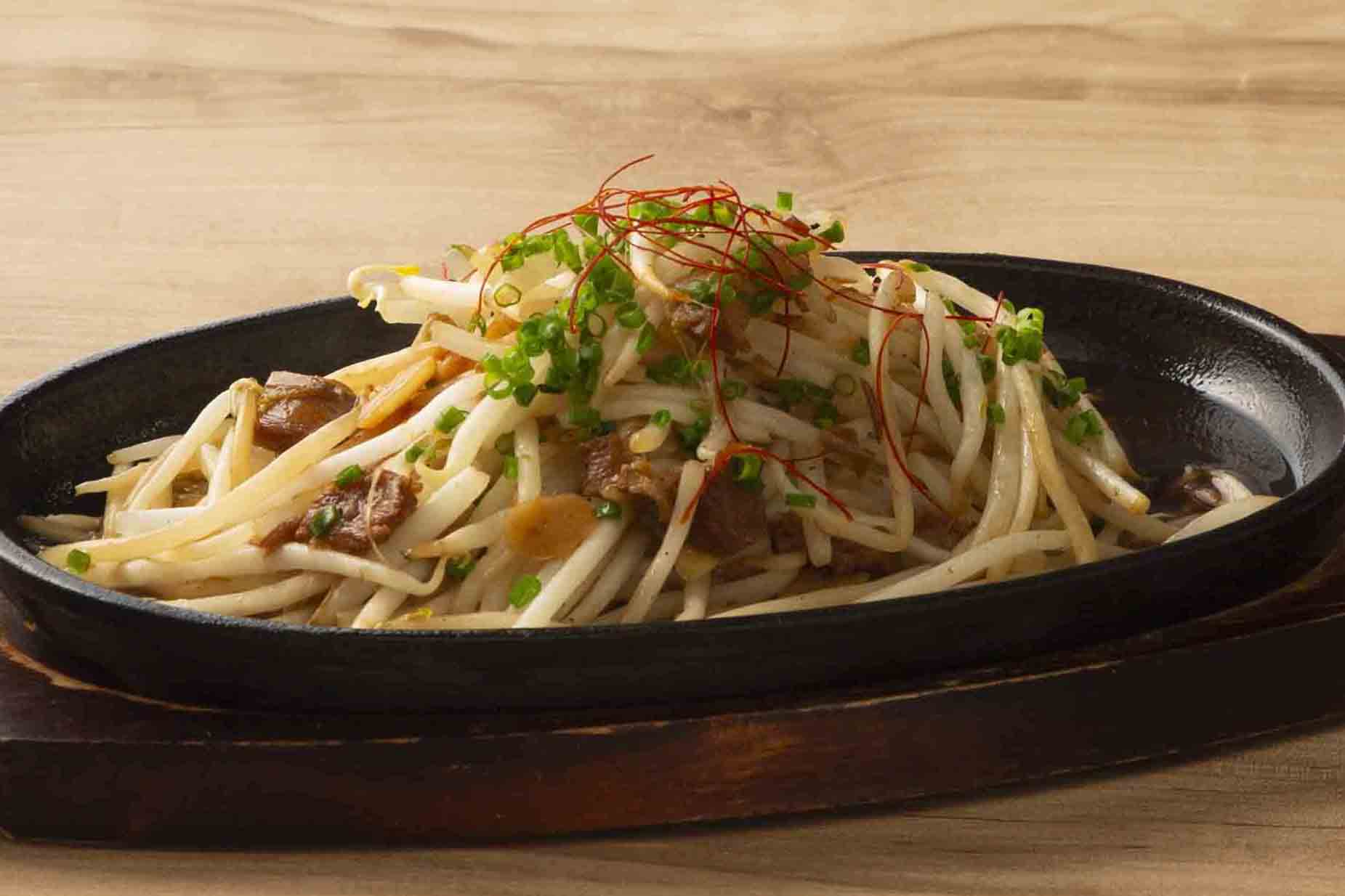 【夏のおすすめ】沖縄の味で乾杯！ビールがすすむ新メニュー