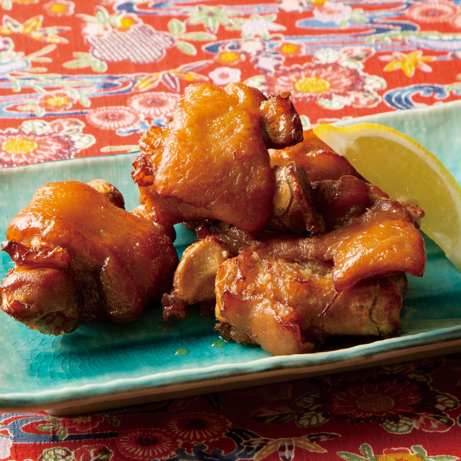 テビチの黒酢甘辛揚げ